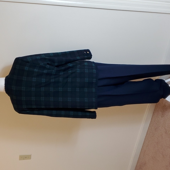 Alfred Dunner 2 piece green and blue pant and jacket set - Picture 7 of 10